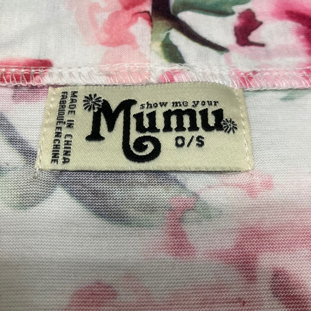 Show Me Your Mumu Brie Kimono Garden of Blooms Floral Short Robe Peony Wrap OS - Picture 4 of 8